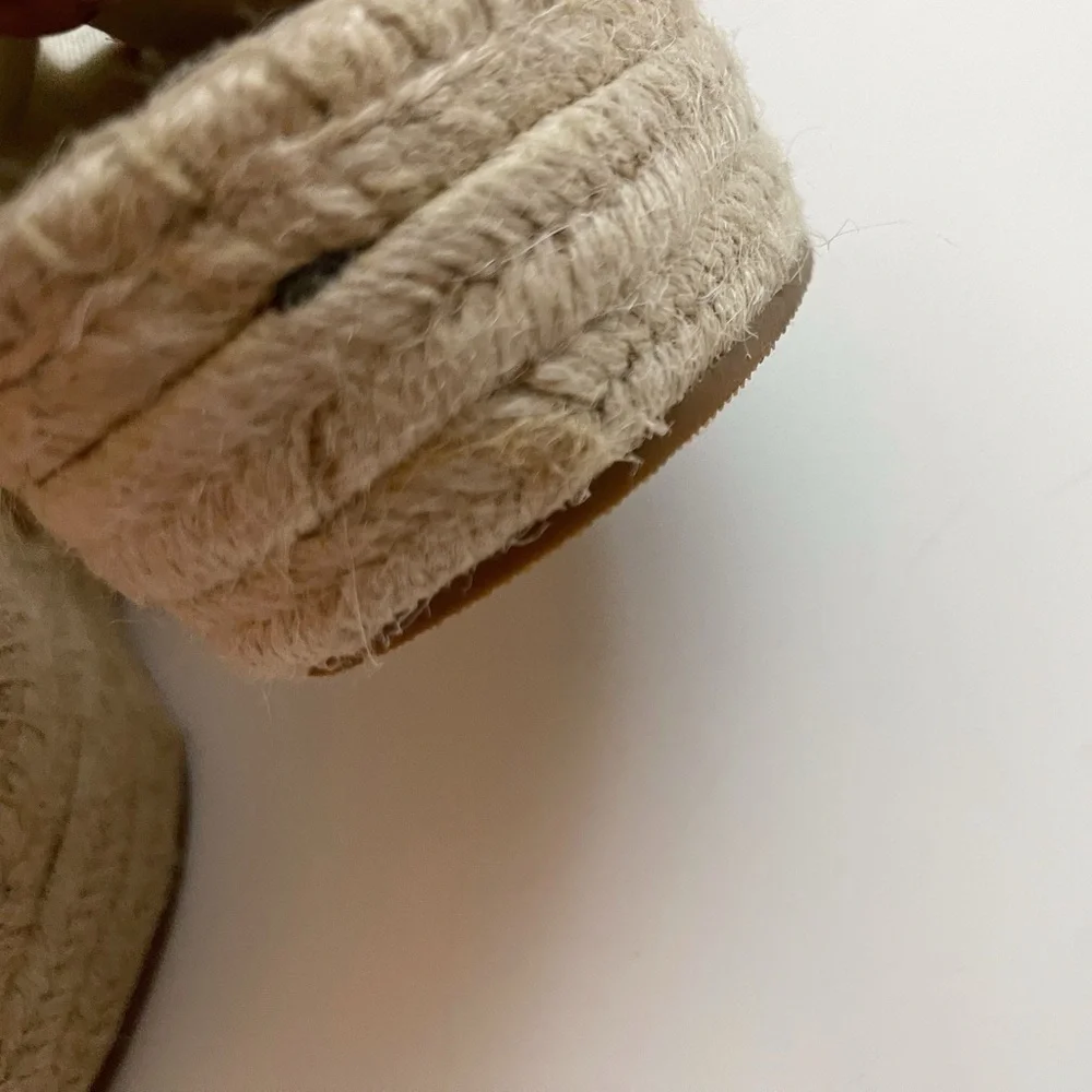 New Soludos Suede Beige Espadrille Wedge Sandals Boho Resortwear Vacation
